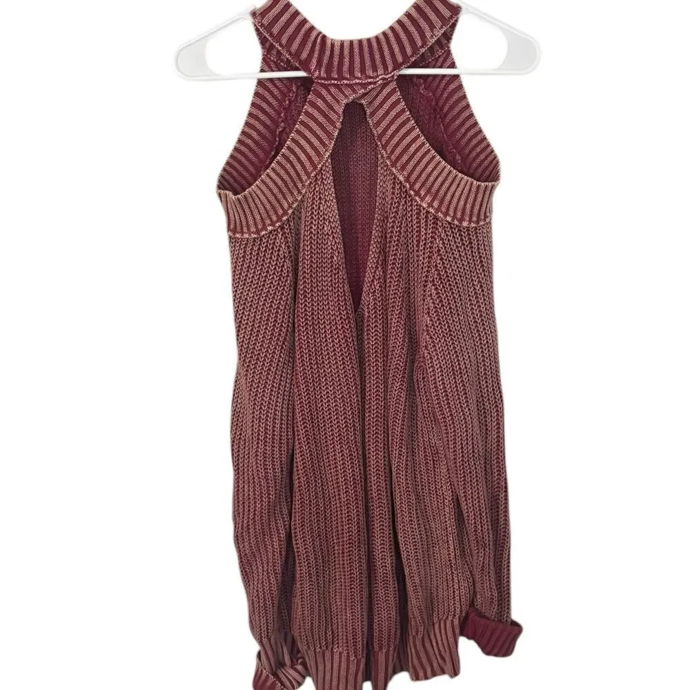 Free People questions leave